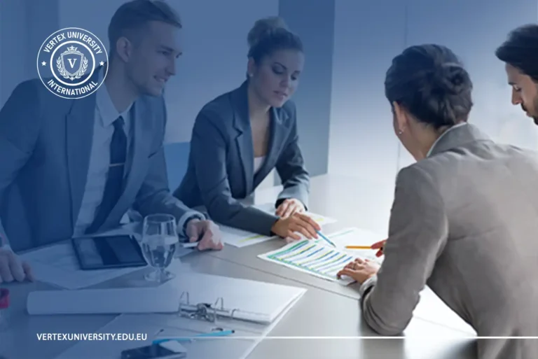 دراسة إدارة الأعمال جامعة فيرتكس | تخصصات متنوعة وتعليم عملي Discover Why Studying Business Administration Matters
